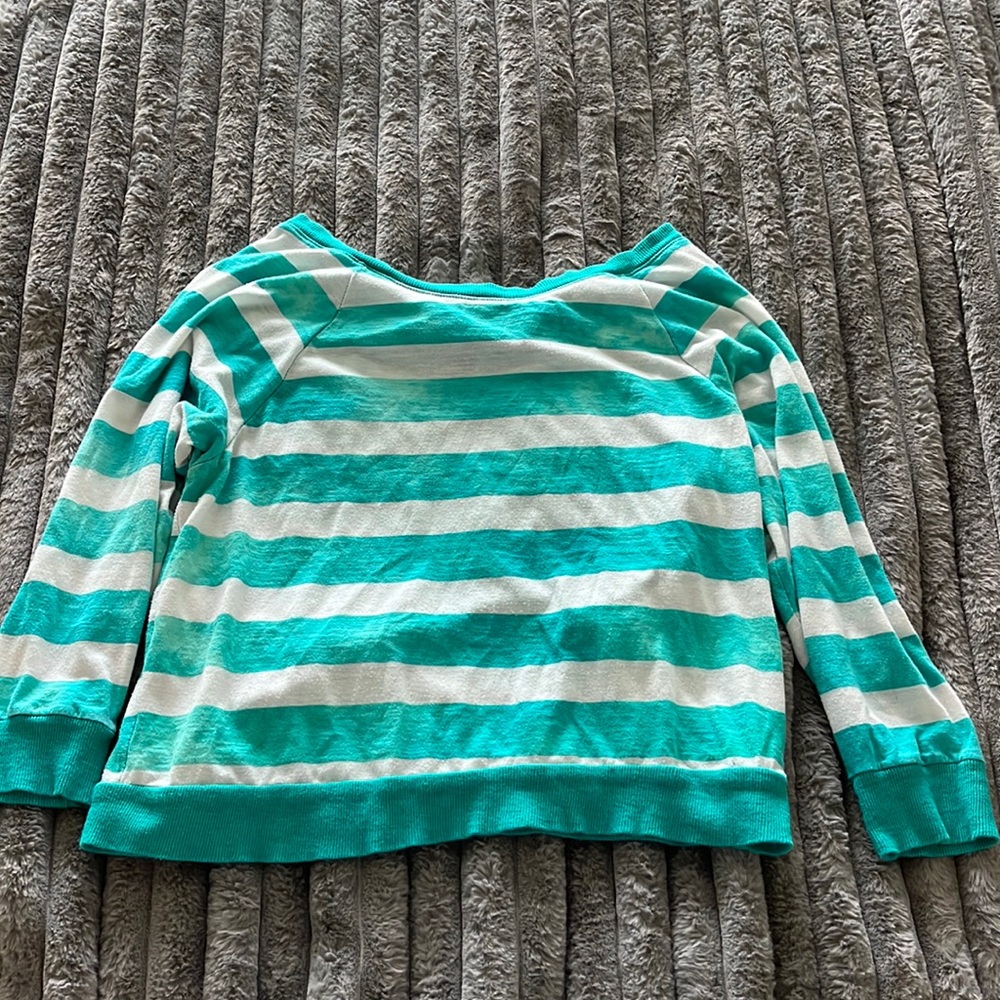 American Eagle Outfitters Long Sleeve Shirt